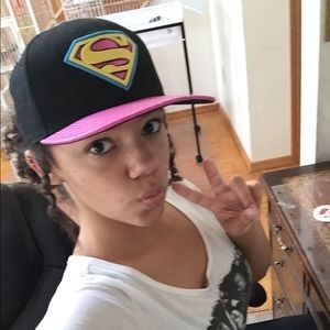 Meet your Posher, Ariel